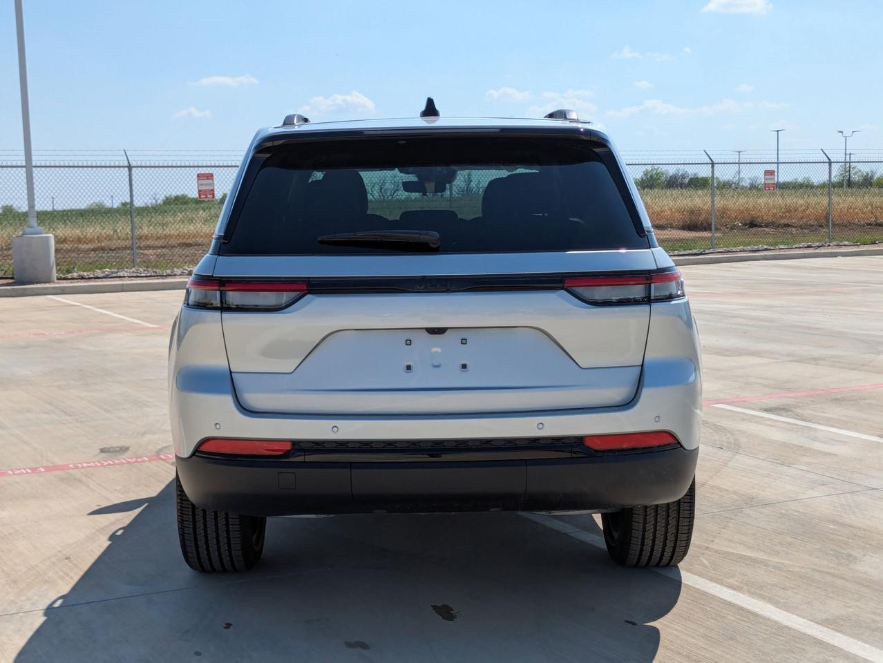 2025 Jeep Grand Cherokee Altitude X Castroville TX