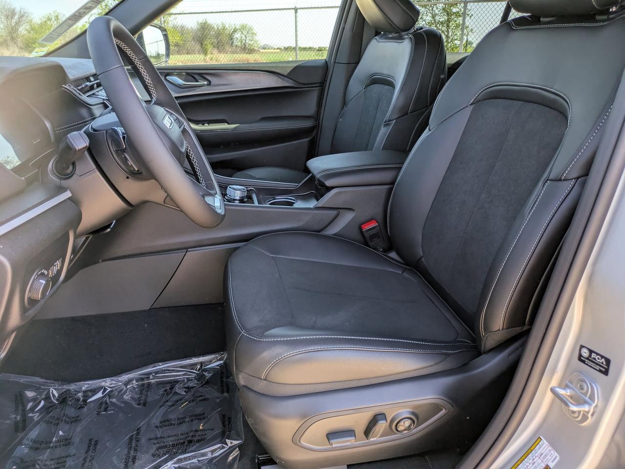 2025 Jeep Grand Cherokee Altitude X Castroville TX