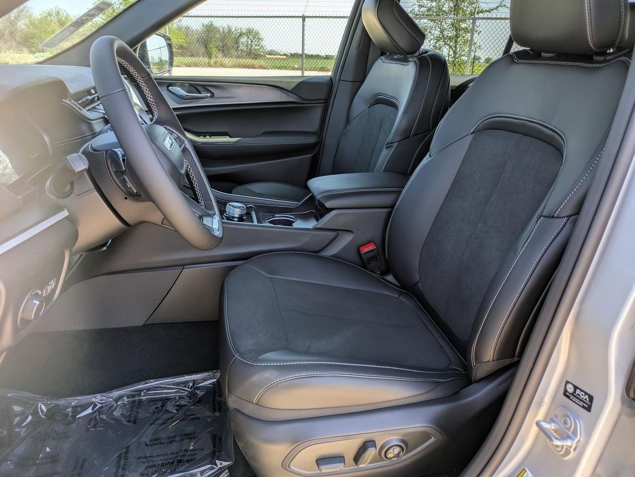 2025 Jeep Grand Cherokee Altitude X Castroville TX