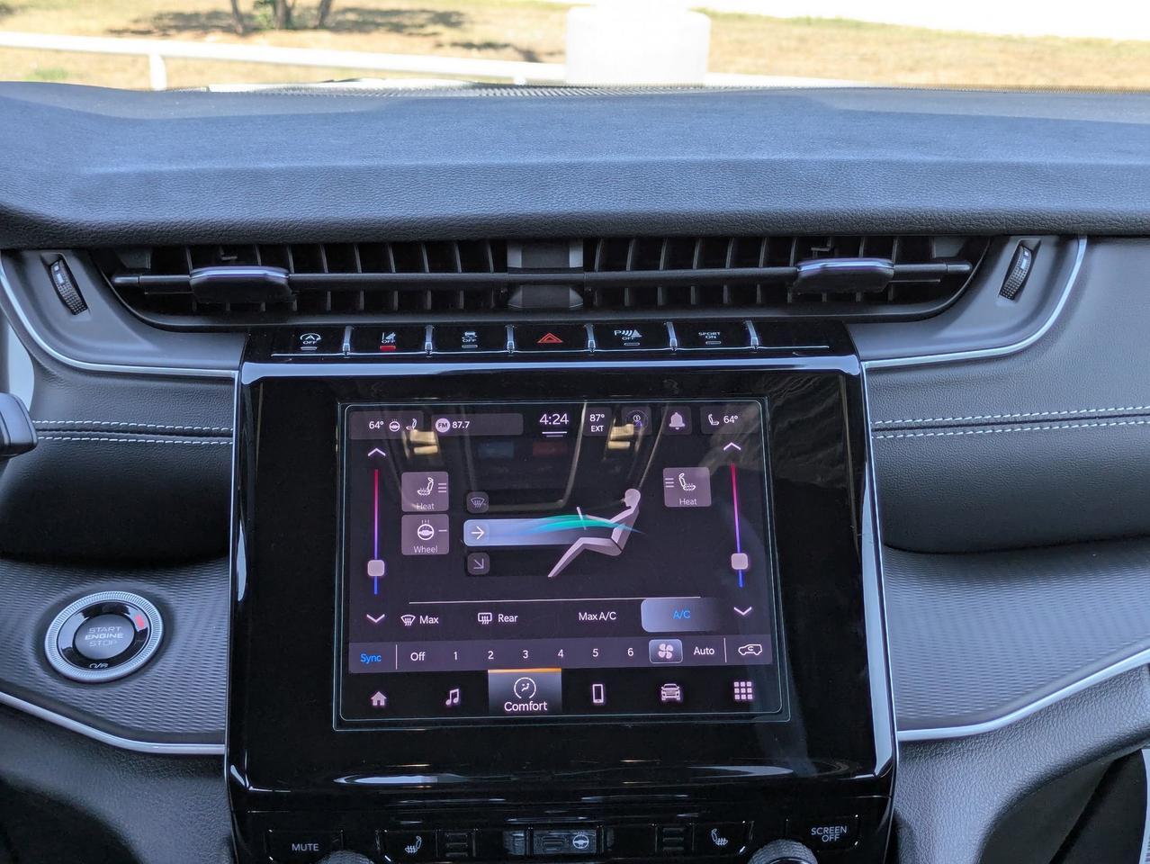 2025 Jeep Grand Cherokee Altitude X Castroville TX