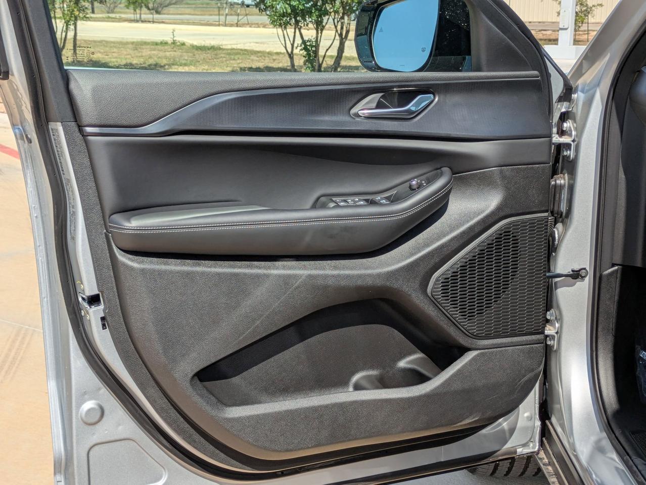 2025 Jeep Grand Cherokee Altitude X Castroville TX