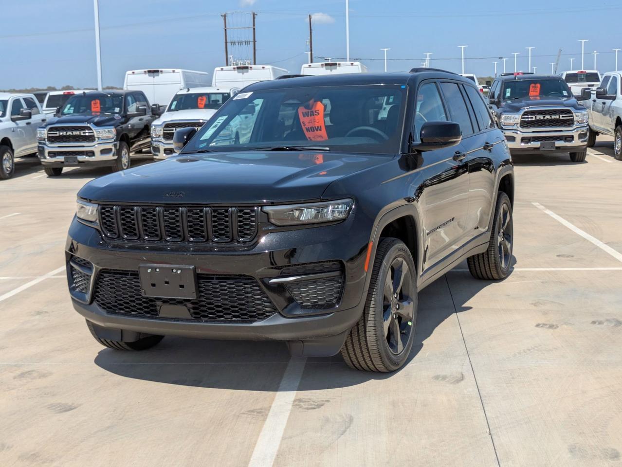 2025 Jeep Grand Cherokee Altitude X Castroville TX