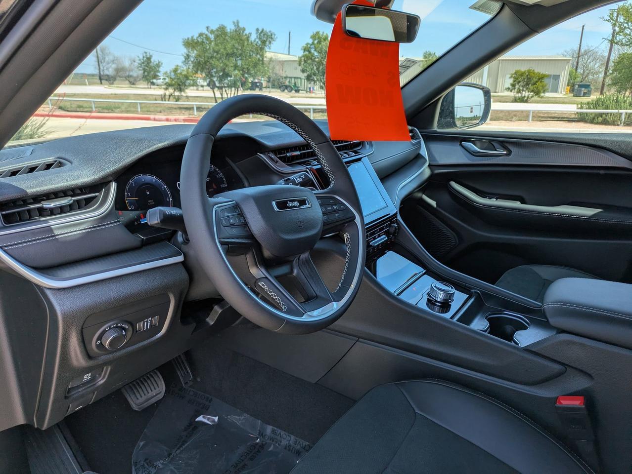 2025 Jeep Grand Cherokee Altitude X Castroville TX