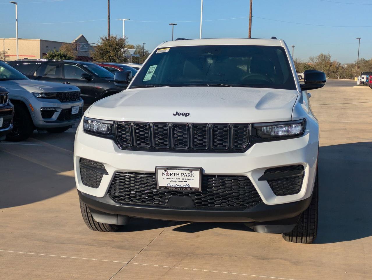 2025 Jeep Grand Cherokee Altitude X Castroville TX