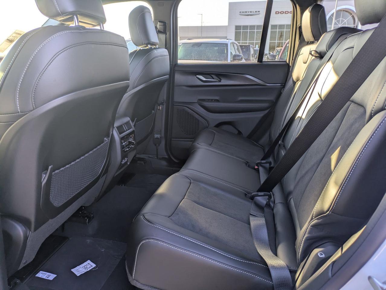 2025 Jeep Grand Cherokee Altitude X Castroville TX