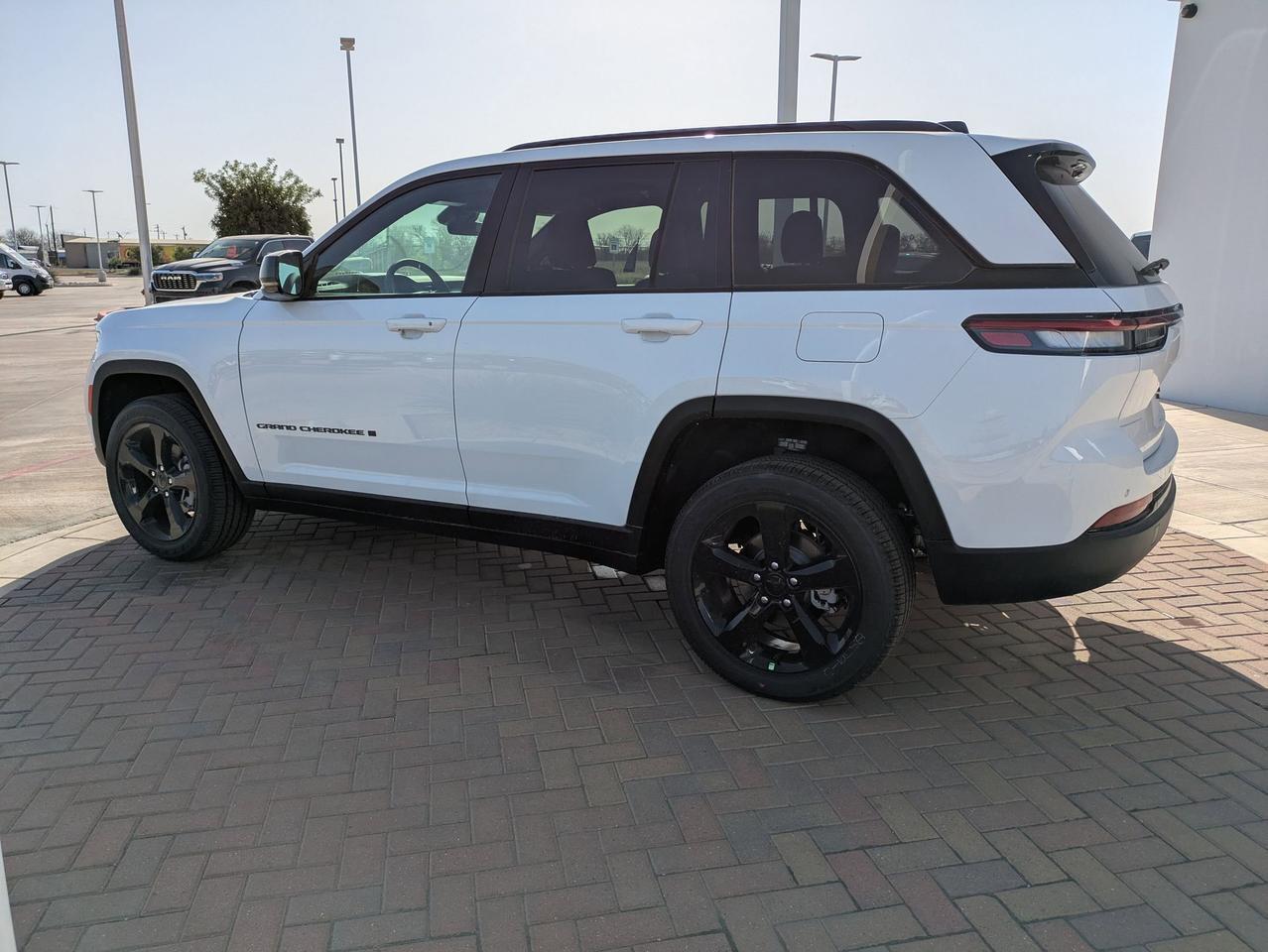 2025 Jeep Grand Cherokee Altitude X Castroville TX