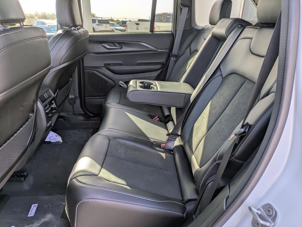 2025 Jeep Grand Cherokee Altitude X Castroville TX