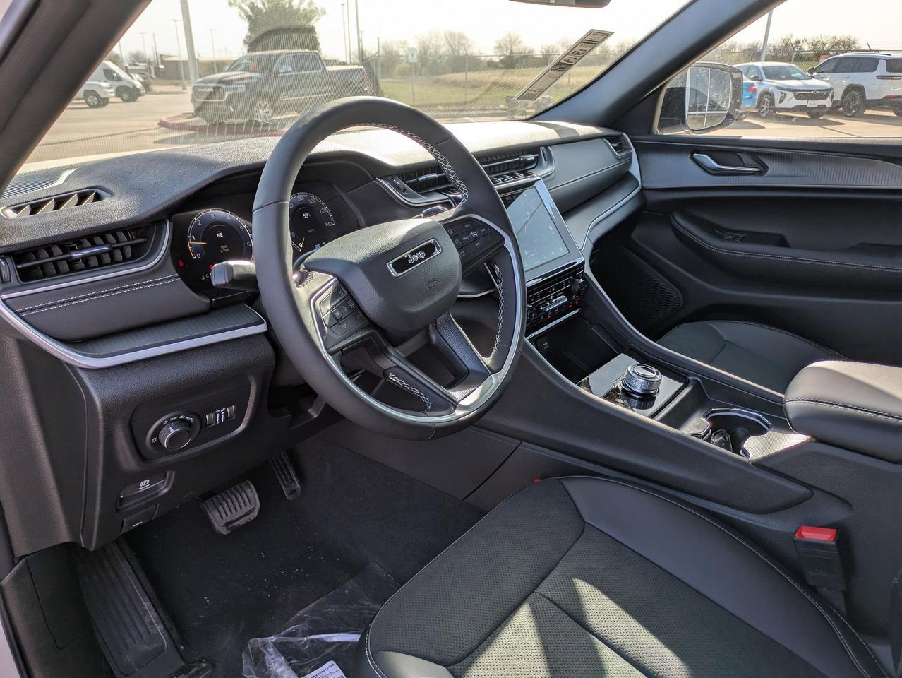 2025 Jeep Grand Cherokee Altitude X Castroville TX