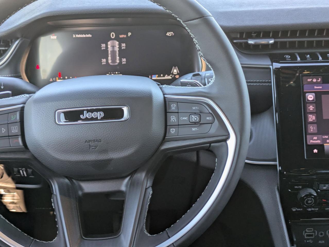 2025 Jeep Grand Cherokee Altitude X Castroville TX