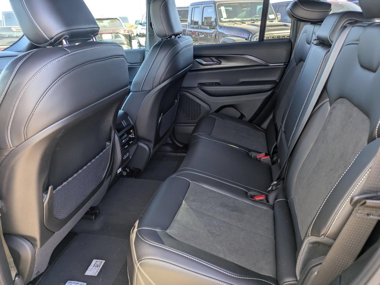 2025 Jeep Grand Cherokee Altitude X Castroville TX