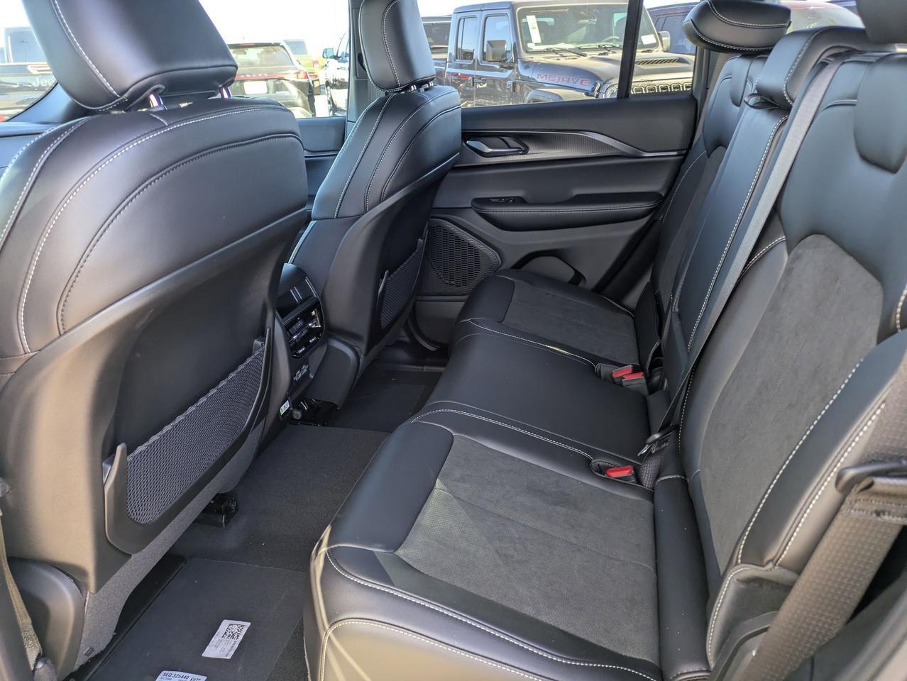2025 Jeep Grand Cherokee Altitude X Castroville TX