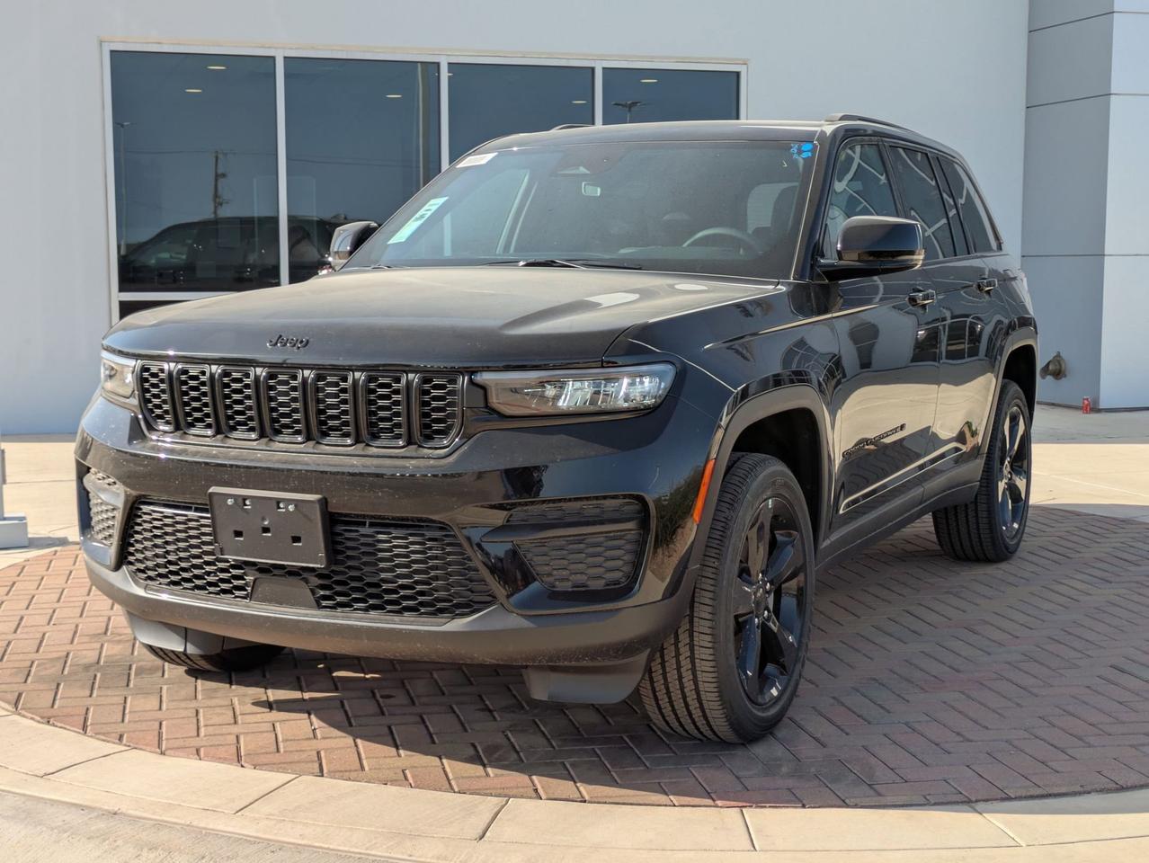 2025 Jeep Grand Cherokee Altitude X Castroville TX