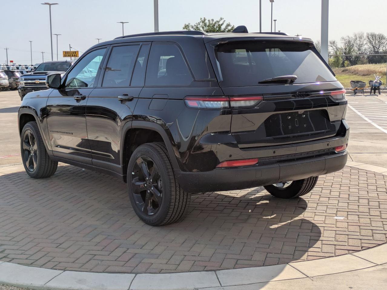 2025 Jeep Grand Cherokee Altitude X Castroville TX
