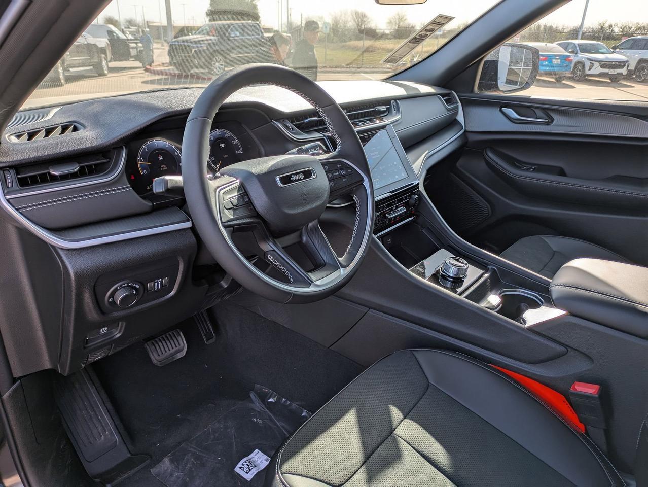 2025 Jeep Grand Cherokee Altitude X Castroville TX