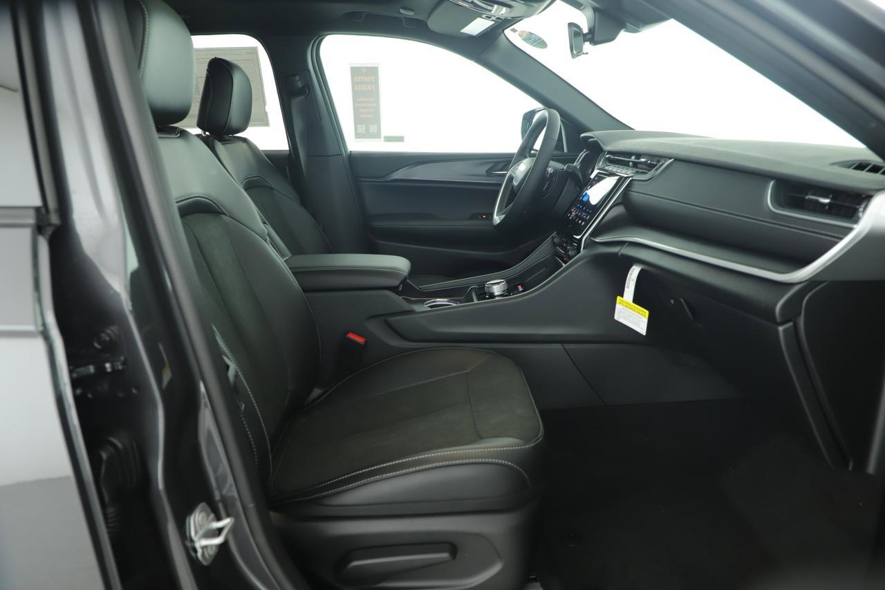 2025 Jeep Grand Cherokee Altitude X New Braunfels TX