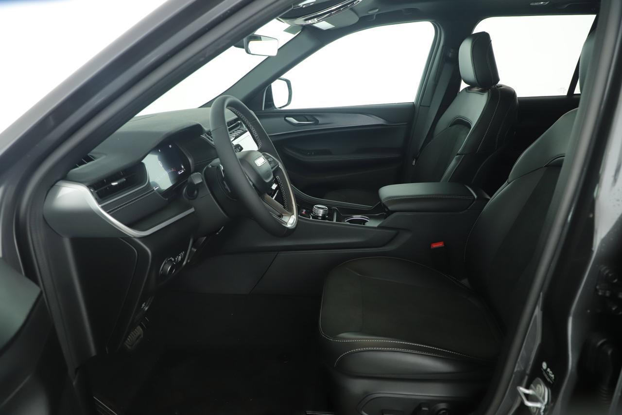 2025 Jeep Grand Cherokee Altitude X New Braunfels TX