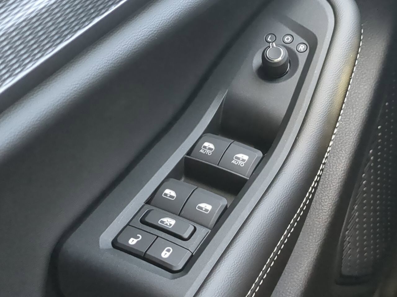 2025 Jeep Grand Cherokee Altitude X Winder GA