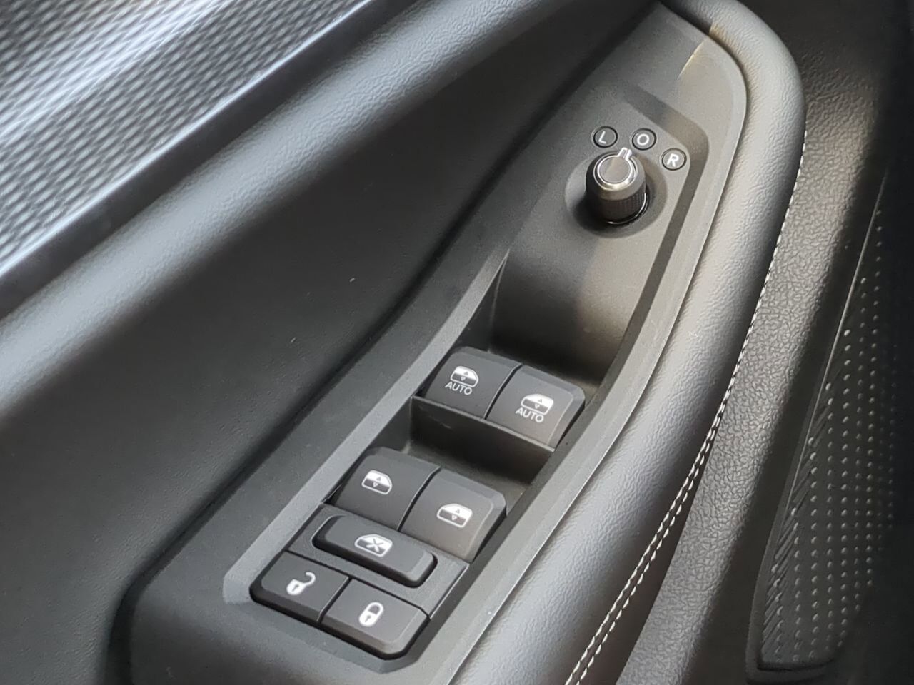 2025 Jeep Grand Cherokee Altitude X Winder GA