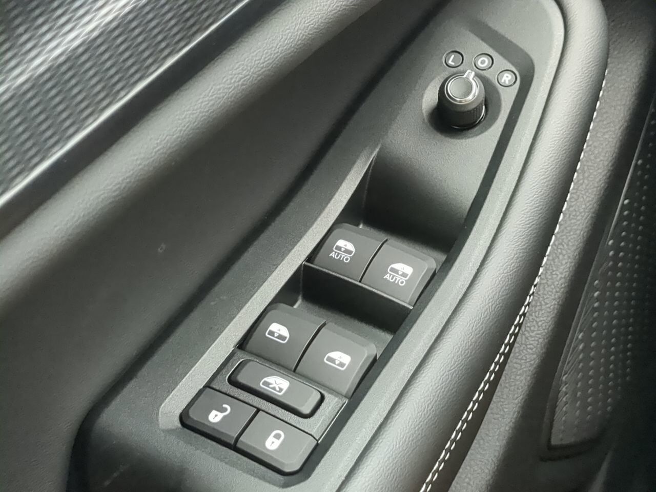 2025 Jeep Grand Cherokee Altitude X Winder GA