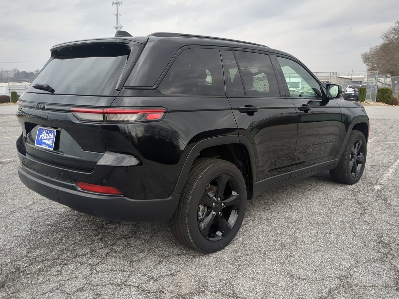 2025 Jeep Grand Cherokee Altitude X Winder GA
