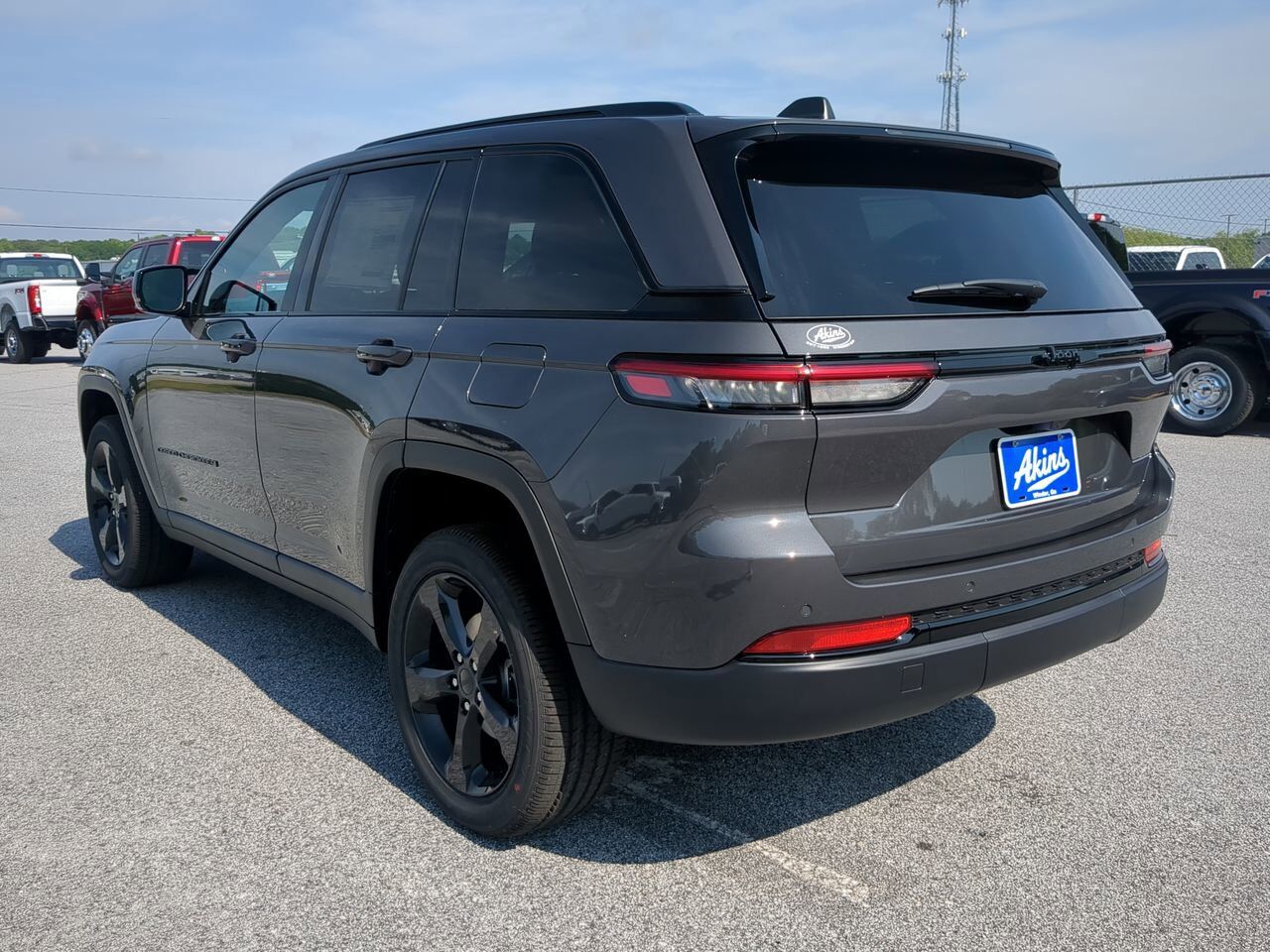 2025 Jeep Grand Cherokee Altitude X Winder GA