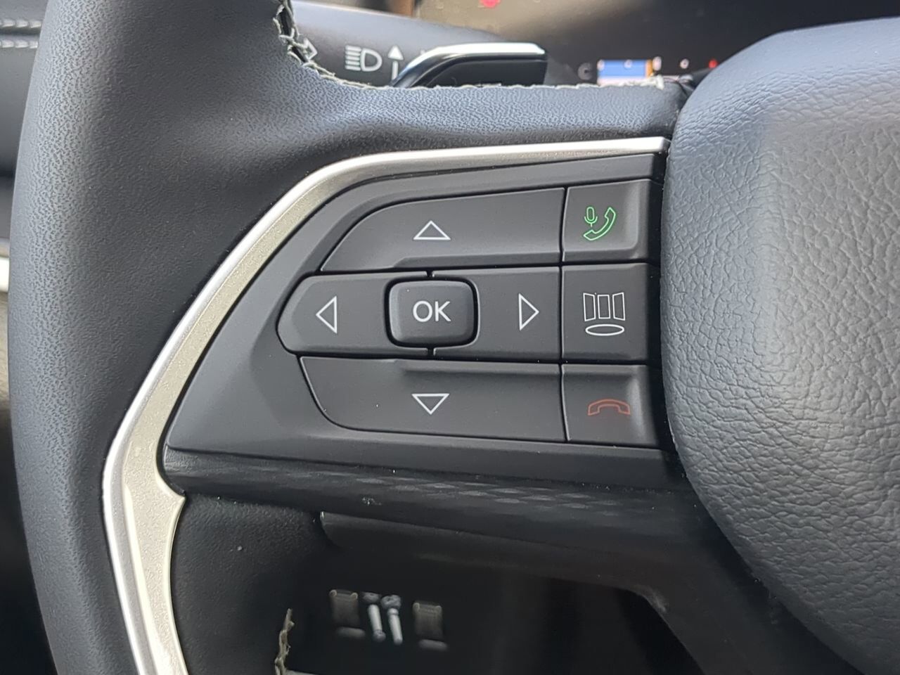 2025 Jeep Grand Cherokee Altitude X Winder GA