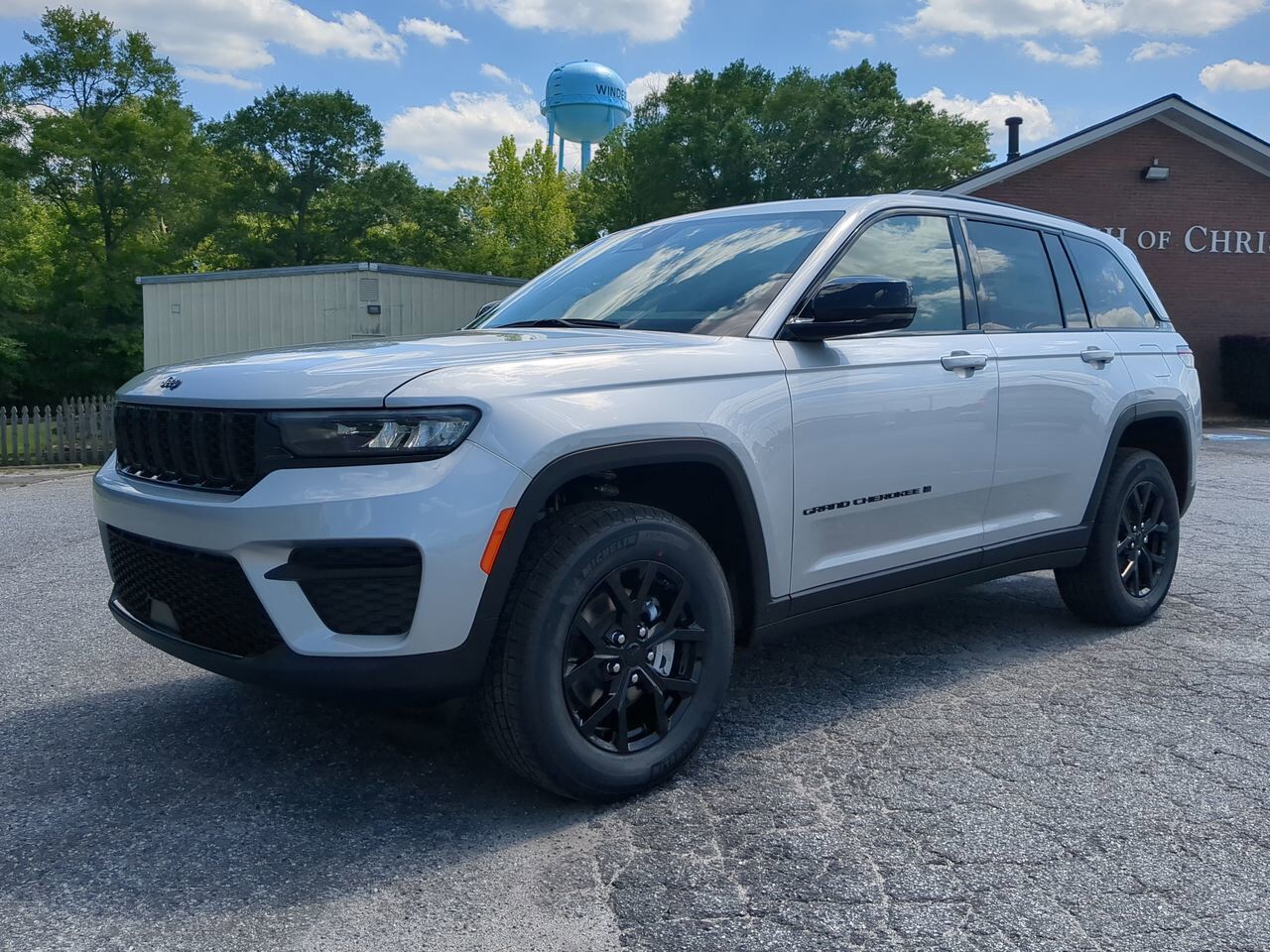 2025 Jeep Grand Cherokee Altitude X Winder GA