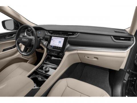 2025 Jeep Grand Cherokee Altitude X Winder GA