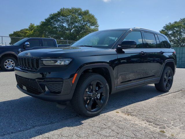 2025 Jeep Grand Cherokee Altitude X Winder GA