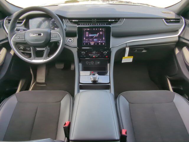 2025 Jeep Grand Cherokee Altitude X Winder GA