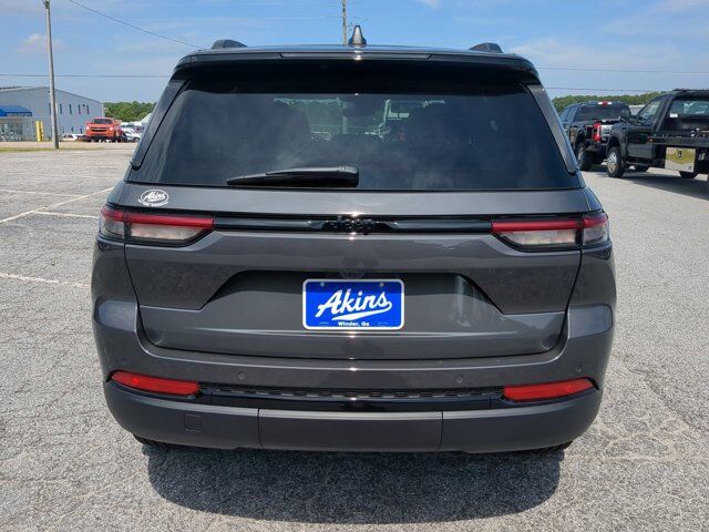 2025 Jeep Grand Cherokee Altitude X Winder GA