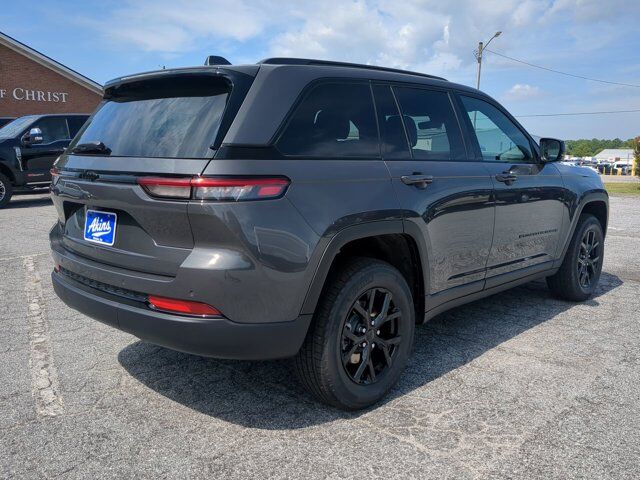 2025 Jeep Grand Cherokee Altitude X Winder GA