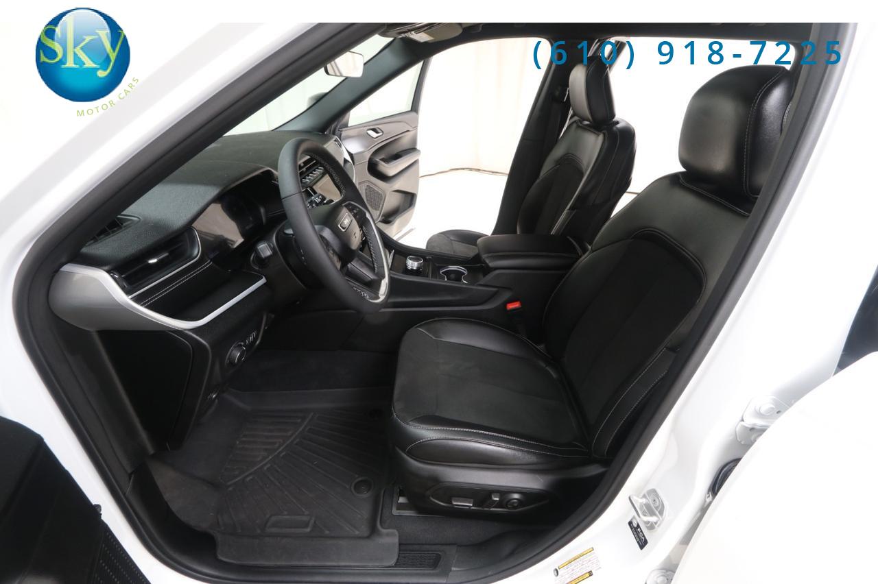 2025 Jeep Grand Cherokee L 4WD Altitude X 6-PASSENGER West Chester PA