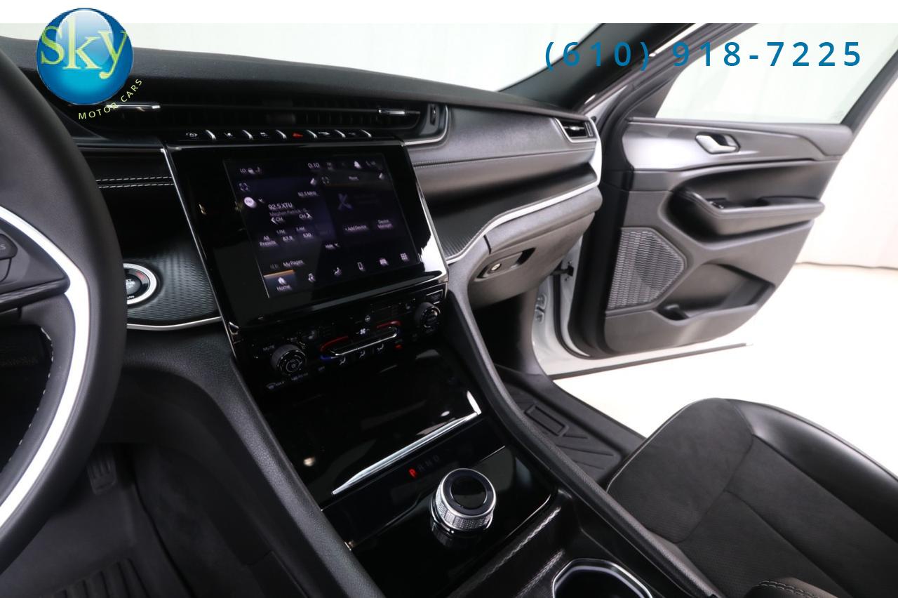 2025 Jeep Grand Cherokee L 4WD Altitude X 6-PASSENGER West Chester PA