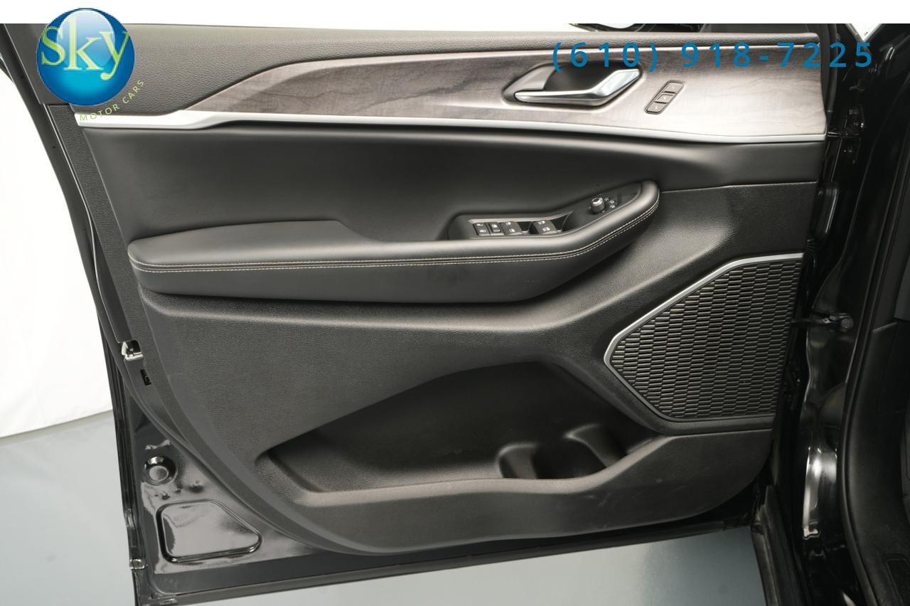 2025 Jeep Grand Cherokee L 4WD Limited West Chester PA