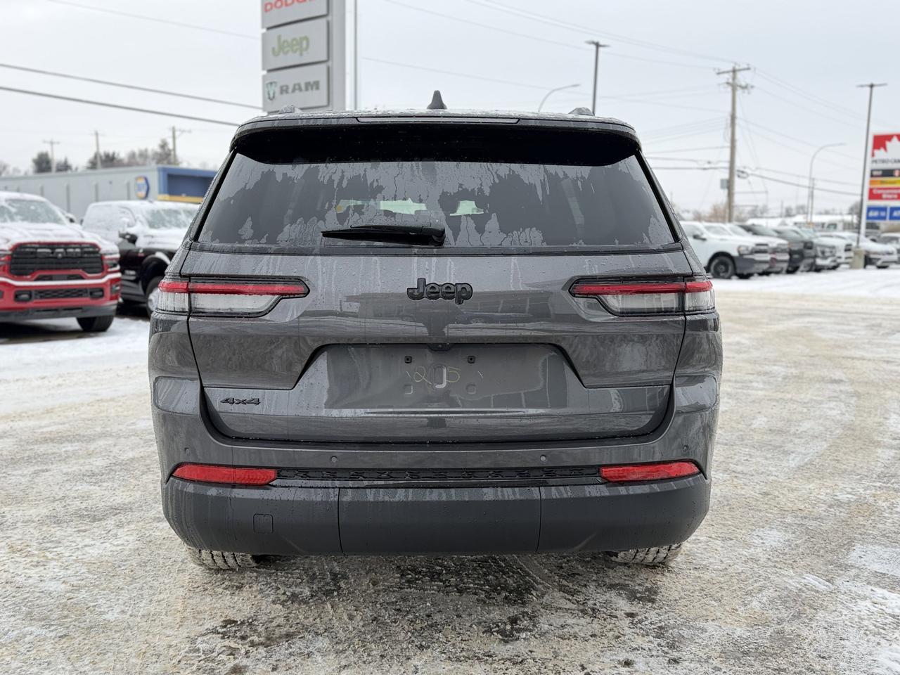2025 Jeep Grand Cherokee L Altitude 4x4 | V6 | Sunroof | Power Liftgate | Remote Start Redwater AB