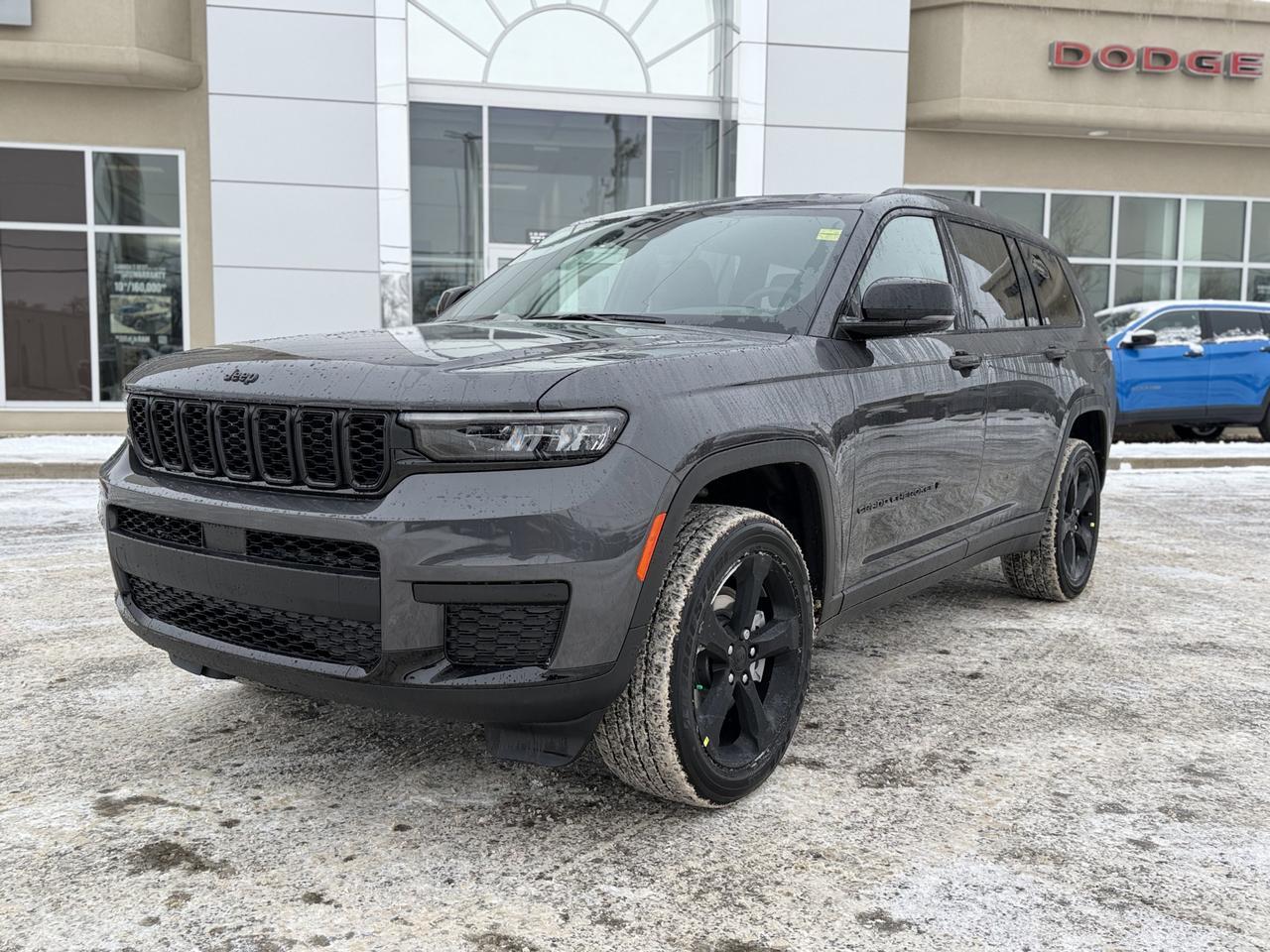 2025 Jeep Grand Cherokee L Altitude 4x4 | V6 | Sunroof | Power Liftgate | Remote Start