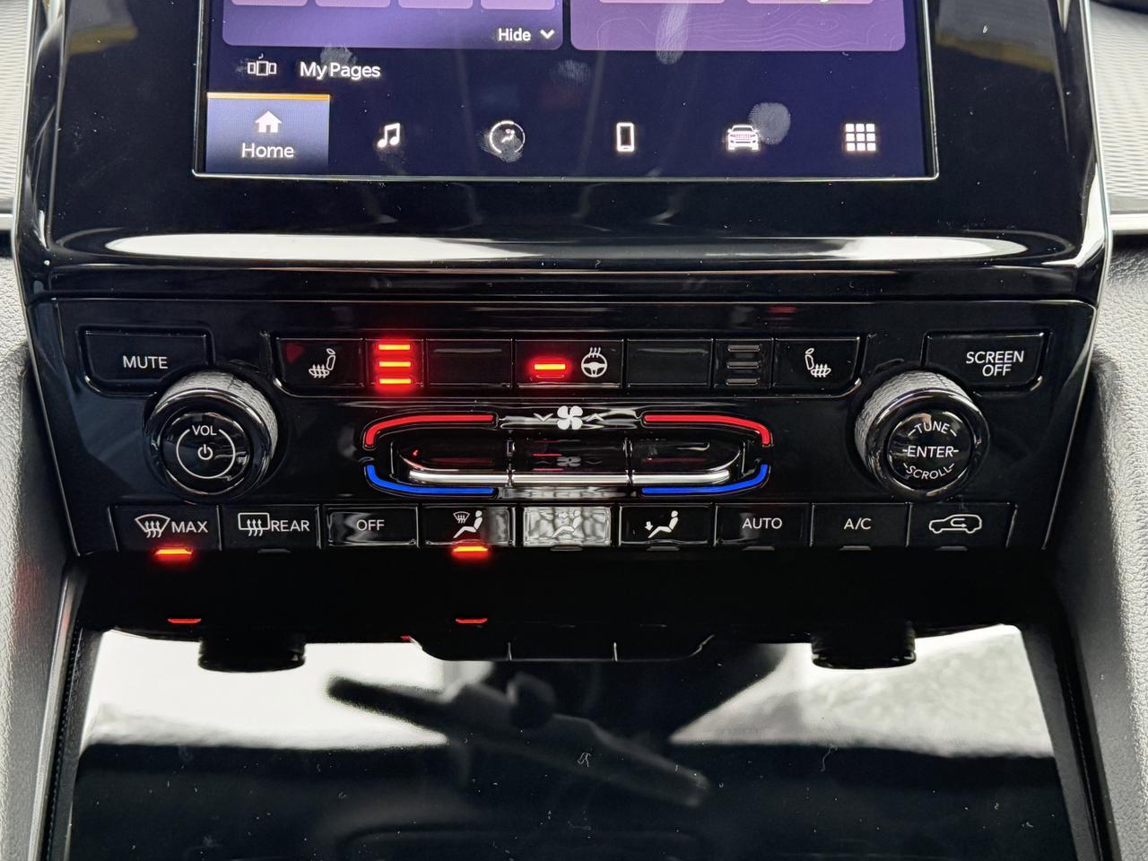 2025 Jeep Grand Cherokee L Altitude 4x4 | V6 | Sunroof | Power Liftgate | Remote Start Redwater AB