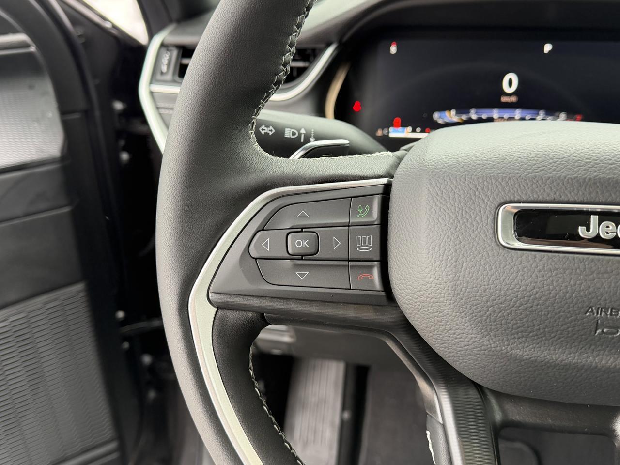 2025 Jeep Grand Cherokee L Altitude 4x4 | V6 | Sunroof | Power Liftgate | Remote Start Redwater AB