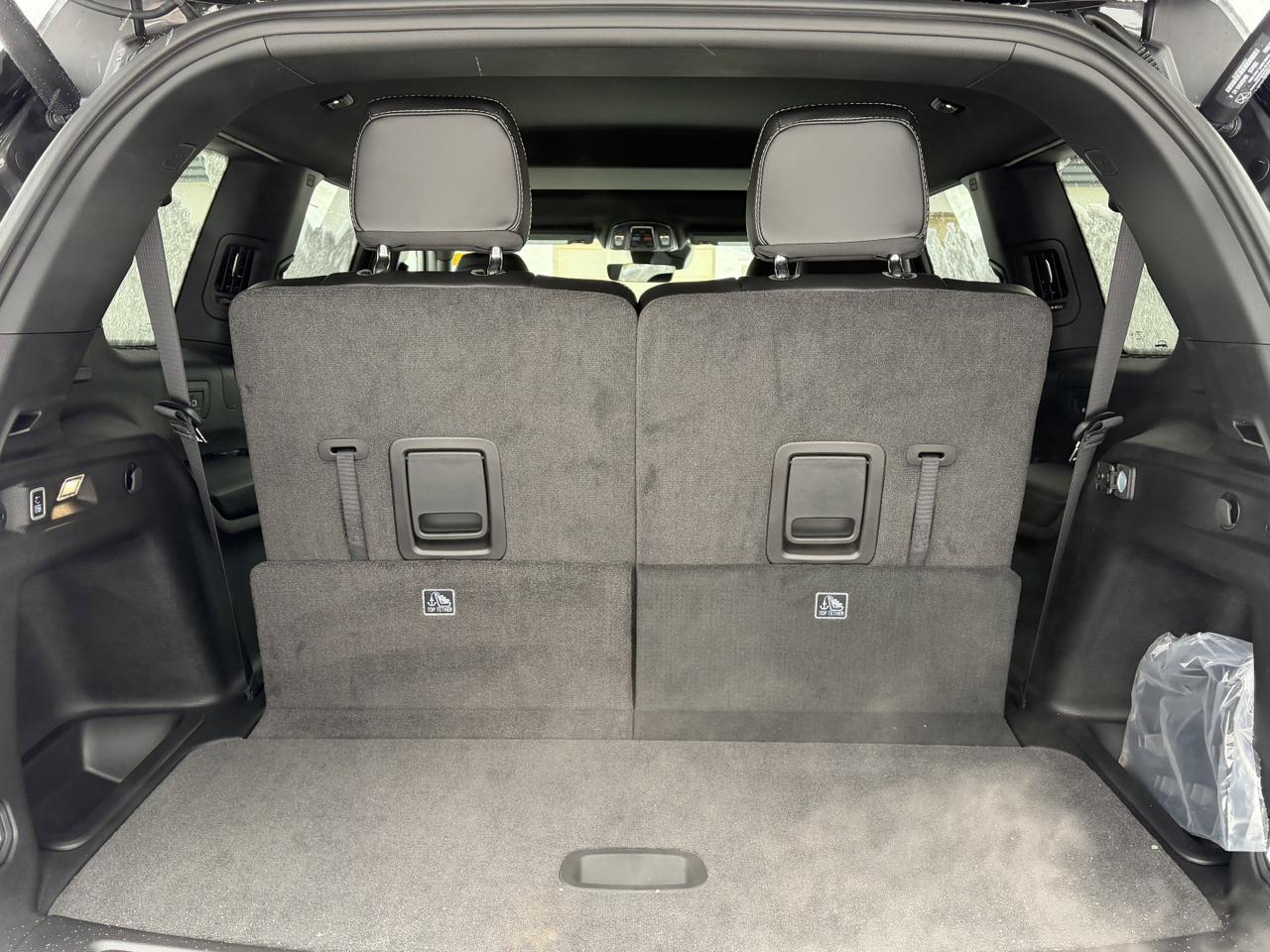 2025 Jeep Grand Cherokee L Altitude 4x4 | V6 | Sunroof | Power Liftgate | Remote Start Redwater AB