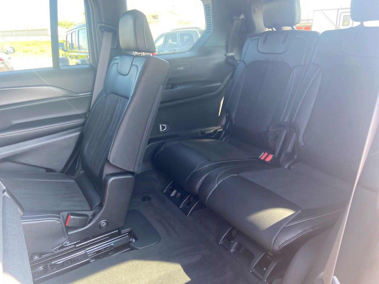 2025 Jeep Grand Cherokee L Altitude High Level AB