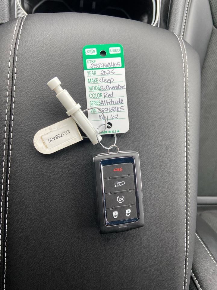 2025 Jeep Grand Cherokee L Altitude High Level AB