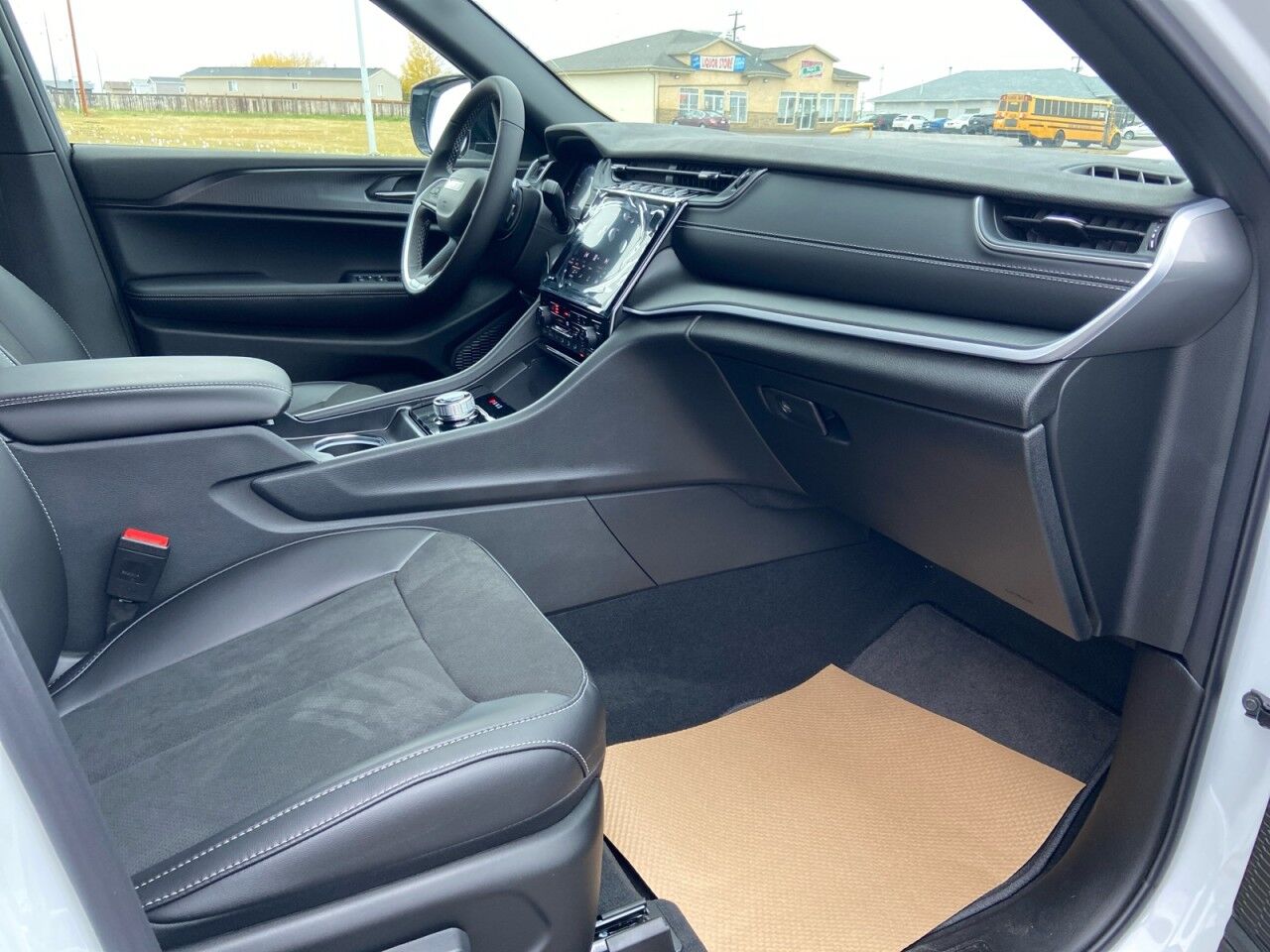 2025 Jeep Grand Cherokee L Altitude High Level AB