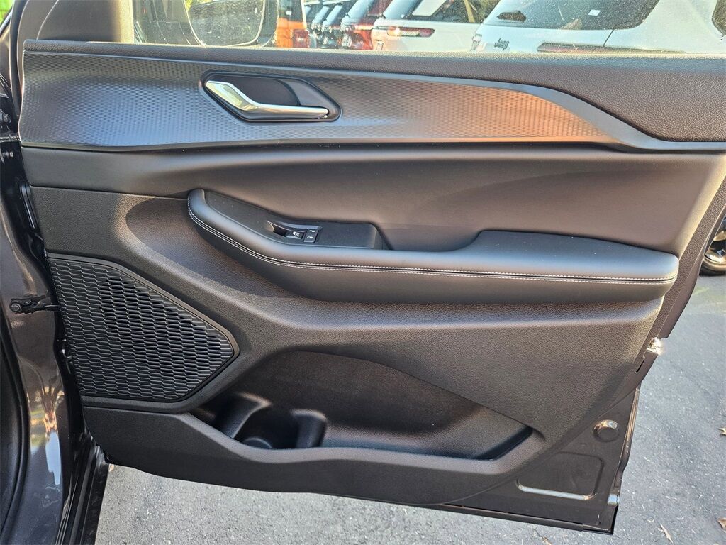 2025 Jeep Grand Cherokee L Altitude Gresham OR