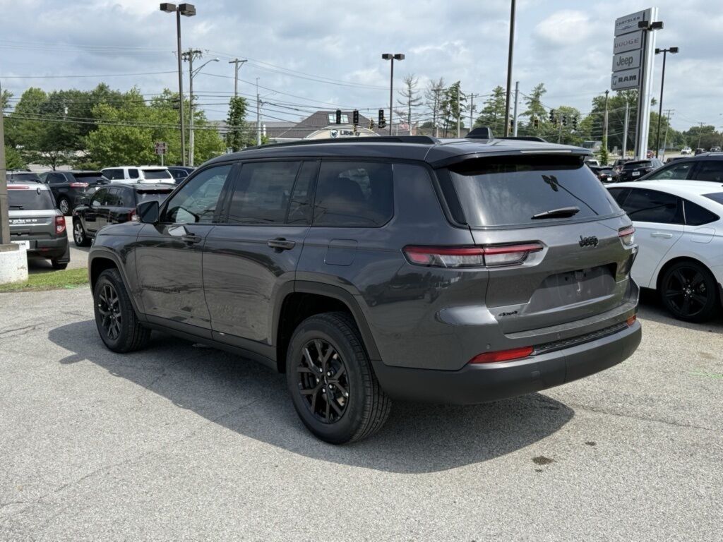2025 Jeep Grand Cherokee L Altitude X Crestwood KY