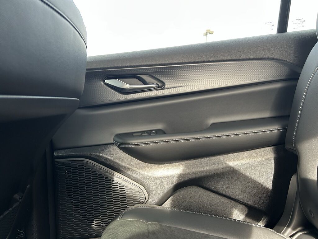 2025 Jeep Grand Cherokee L Altitude X Crestwood KY