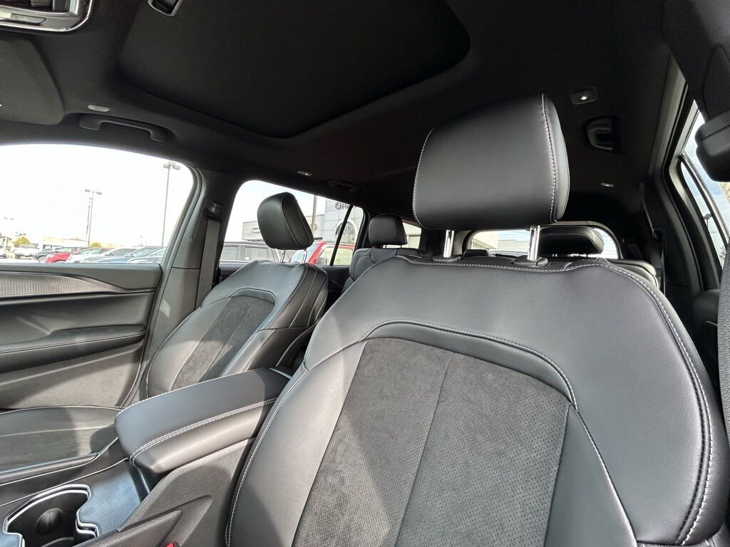 2025 Jeep Grand Cherokee L Altitude X Crestwood KY