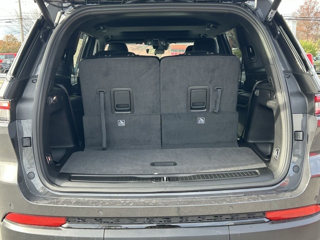 2025 Jeep Grand Cherokee L Altitude X Crestwood KY