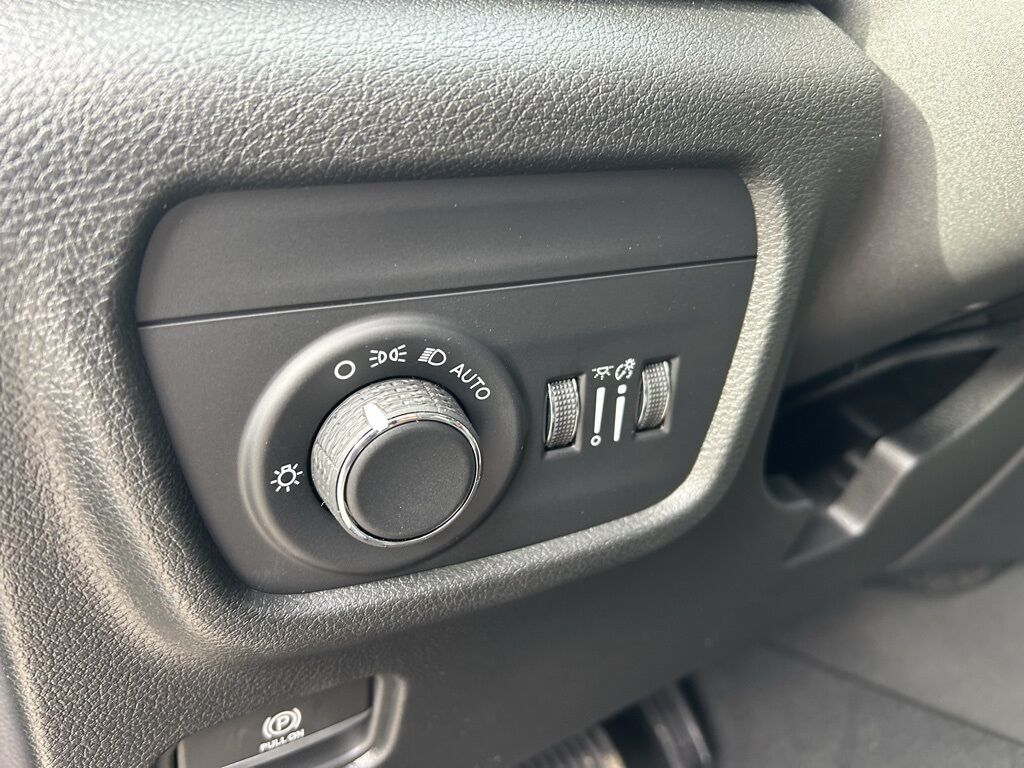 2025 Jeep Grand Cherokee L Altitude X Crestwood KY