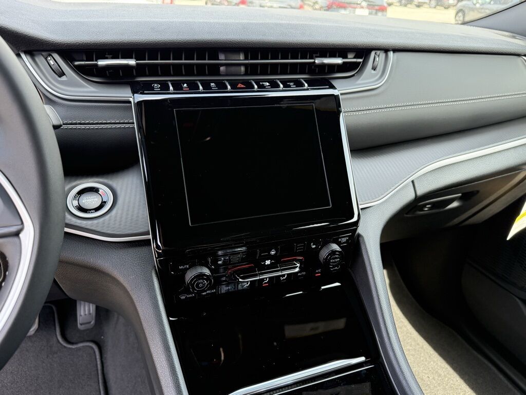 2025 Jeep Grand Cherokee L Altitude X Crestwood KY